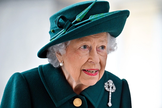 Rainha Elizabeth II, na abertura da sexta sessão do Parlamento Escocês, em 02 de outubro de 2021, em Edimburgo, na Escócia. (Foto: Jeff J Mitchell/Getty Images)