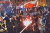 Comício e manifestação antissemita na Polônia. (Foto: Captura de tela/Twitter)