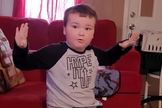 A mãe de Andrew compartilhou um vídeo do menino contando sobre seus sonhos. (Foto: Reprodução/YouTube).