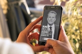 Franklin Graham: “Através da mais recente tecnologia de mídia, estamos levando essa mensagem até os confins da terra hoje.” (Foto: Reprodução / BGEA)