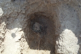 Sepultura com os restos de um esqueleto masculino adulto, uma das sepulturas do cemitério romano-britânico. (Foto: Wessex Archaeology / Creative Commons)