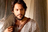 Pedro em cena da série The Chosen (Foto: YouTube / The Chosen)