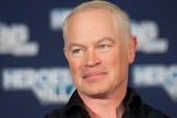 Ator Neal McDonough. (Foto: Wikimedia Commons/Heroes & Villains)