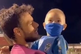Thomazella, goleiro da Portuguesa e seu filho Gustavo. (Foto: Captura de tela/Instagram Thomazella Oficial)