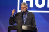 O pastor Franklin Graham diz que a Disney foi longe demais. (Foto: Franklin Graham)