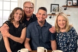 O Pastor Rick Warren e sua esposa, Kay, juntos com o Pastor Andy Wood e sua esposa, Stacie. (Foto: Igreja Saddleback)