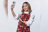 A trama vai acompanhar a vida e os conflitos da influencer digital Mirela. (Foto: Instagram/Todas as Garotas em Mim).