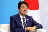 Shinzo Abe foi baleado durante um comício político, nesta sexta-feira (8). (Foto: Wikimedia Commons/Kremlin.ru).