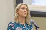 Ministra da Justiça da Irlanda, Helen McEntee. (Foto: Reprodução/Wikimedia Commons)