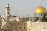 Vista do Muro das Lamentações, Jerusalém. (Imagem de DEZALB do Pixabay)