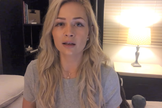 Mariah Jones clamou a Cristo por ajuda e teve um encontro sobrenatural com Ele. (Foto: YouTube/Mariah Jones).