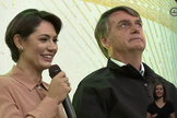 Jair Bolsonaro e Michelle na Igreja Batista da Lagoinha. (Foto: Captura de Tela/YouTube/Lagoinha)