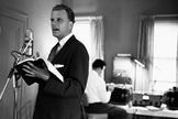 Billy Graham expandiu o evangelismo com o uso do rádio, TV, mídia impressa e internet. (Foto: Billy Graham Evangelistic Association)