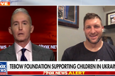 Tim Tebow fala em entrevista sobre a campanha para arrecadar fundos e ajudar vítimas de tráfico humano. (Captura de tela/Fox News Digital)