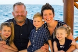 Jim Domen e sua família. (Foto: Divulgação/Site Jim Domen)