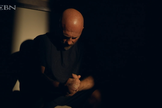 Darin Hamm se rendeu a Jesus após o encontro sobrenatural com Ele. (Foto: Reprodução/CBN News).
