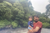 Amin e sua família se converteram após sonharem com Jesus. (Foto: Eternity News).