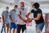 Para os crentes ativos, doar é muito importante. (Foto: Melanie Lim/Unsplash)