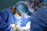 George Abbott foi diagnosticado com um raro câncer de vesícula biliar. (Foto: Imagem ilustrativa/Unsplash/Jafar Ahmed).
