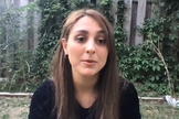 Eden Frenkel. (Foto: Captura de tela/YouTube Graves Into Gardens)