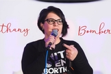 A autora Bethany Bomberger. (Foto: The Radiance Foundation)