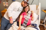 Haylee e Shawn Ladner, dos EUA, tiveram quíntuplos. (Foto: UMMC Office of Communications).