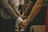 Existem vários eventos cristãos planejados na mesma época que a SatanCon. (Foto: Unsplash/Pedro Lima)