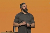 Pastor Robby Gallaty. (Foto: Captura de tela/Vídeo Faithwire)