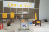 Dois criminosos tentaram roubar o equipamento de som de uma congregação da Assembleia de Deus. (Foto: Reprodução/YouTube/Rondo Notícias).