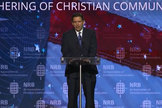DeSantis promete proteger a família religiosa na National Religious Broadcasters. (Captura de tela/Fox News)