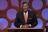 O pastor Michael Youssef ministrando na igreja. (Foto: Reprodução/YouTube/The Church Of The Apostles)