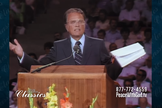 Billy Graham pregando. (Foto: Reprodução/YouTube/Billy Graham Evangelistic Association).