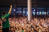 Jovens brasileiros em evento cristão. (Foto: Instagram/Dunamis Movement)