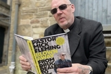 O pastor Mick Fleming escreveu um livro contando sua história. (Foto: Reprodução/God Reports)