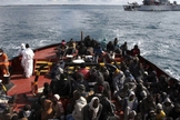 Refugiados atravessando o Mar Mediterrâneo. (Foto: Acnur/F. Malavolta)