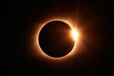 Eclipse solar anular. (Foto: Unsplash/Jongsun Lee)