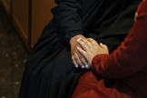 Cristã ajuda muçulmana a desistir de aborto. (Foto representativa: Portas Abertas)