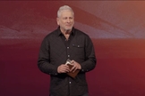 Pastor Louie Giglio. (Foto: Captura de tela/YouTube Passion City Church)