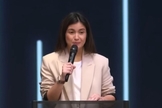 Camille Prats. (Foto: Reprodução/YouTube/OLIVERA PRAYER TV)