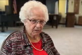 A idosa Hulda Erdman. (Captura de tela/YouTube/ KFYR-TV)