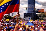 Manifestantes em Caracas, Venezuela, 2014. (Foto: Diego Urdaneta/Wikipedia)