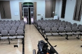 O suspeito invadiu a igreja de moto. (Foto: Arquivo pessoal).
