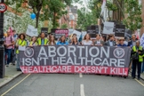 Manifestantes marcham pela vida em Londres. (Foto: Facebook/ March For Life UK)