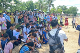 Batismo dos novos convertidos. (Foto: Reprdução/YouTube/Igreja Adventista do Sétimo Dia).