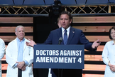 O governador Ron DeSantis, em discurso contra o aborto no evento "Médicos Contra a Emenda 4" (Captura de tela/Fox News)