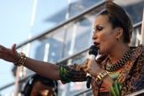 Claudia Leitte em show. (Foto: Reprodução/Wikimedia Commons/Turismo Bahia)