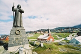 Monumento ao missionário Hans Egede, em Nuuk. (Foto: Wikipedia)