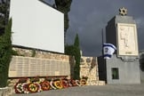 Monumento do Memorial do Soldado Caído de Israel. (Foto: Unsplash/Alex Ringer)