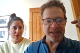 Billy e Isabella. (Foto: Reprodução/YouTube/No Longer Nomads)