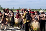 Cristãos papuas celebram tradução completa da Bíblia Ngalik. (Foto: Cortesia da MAF)
